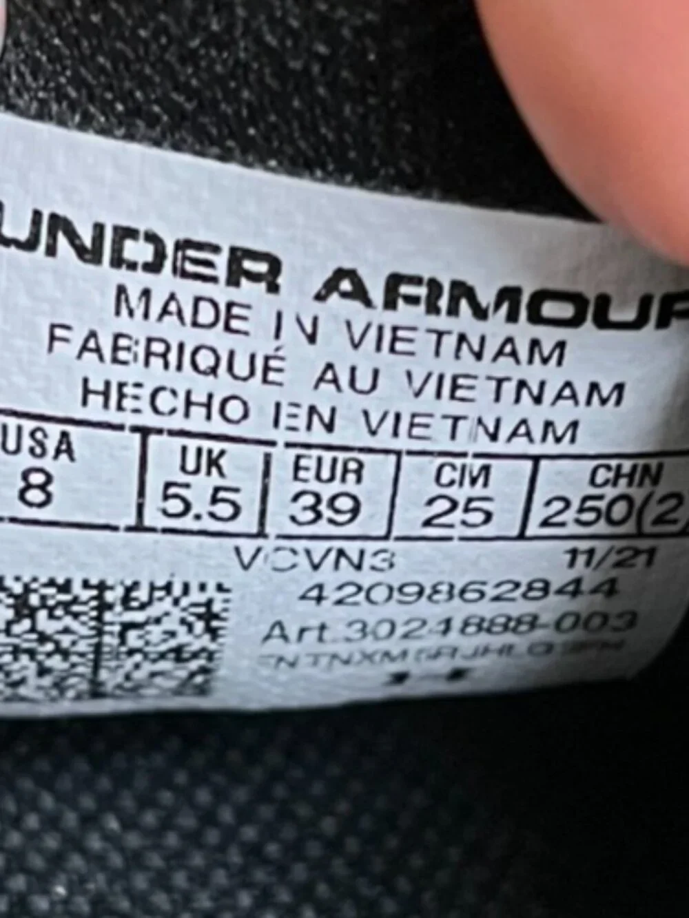 Under Armour Charged Rogue 3 Womens Size 8 Triple Black Running Shoes Sneakers